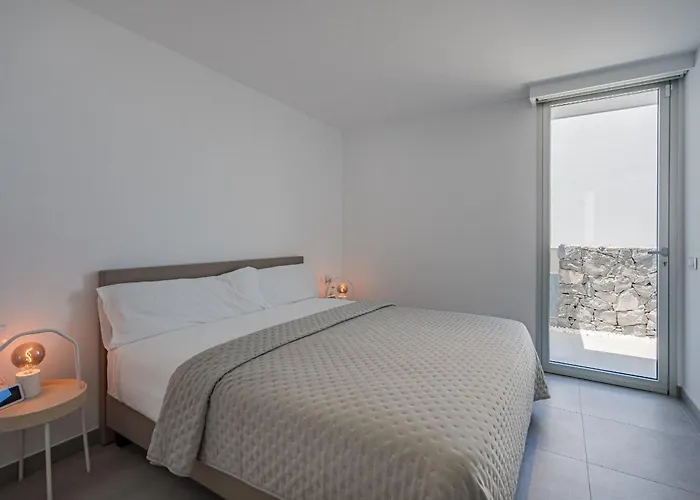 Deluxe 1&2 - Casangular By Upper فيلة