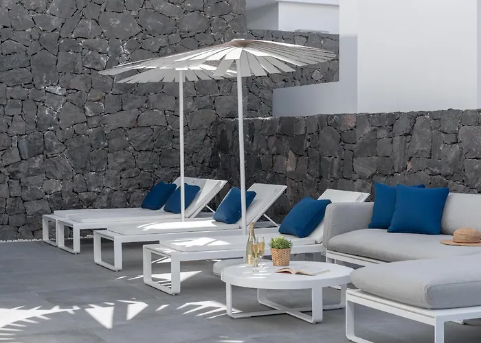 Deluxe 1&2 - Casangular By Upper