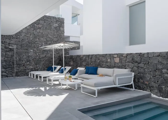 Deluxe 1&2 - Casangular By Upper فيلة أذيخي