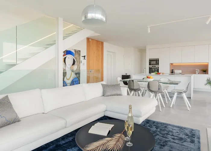 Deluxe 1&2 - Casangular By Upper 别墅