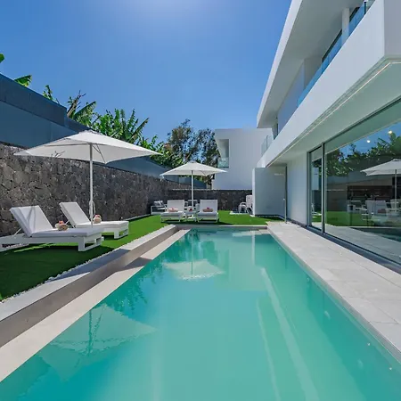 Βίλα Deluxe 1&2 - Casangular By Upper *