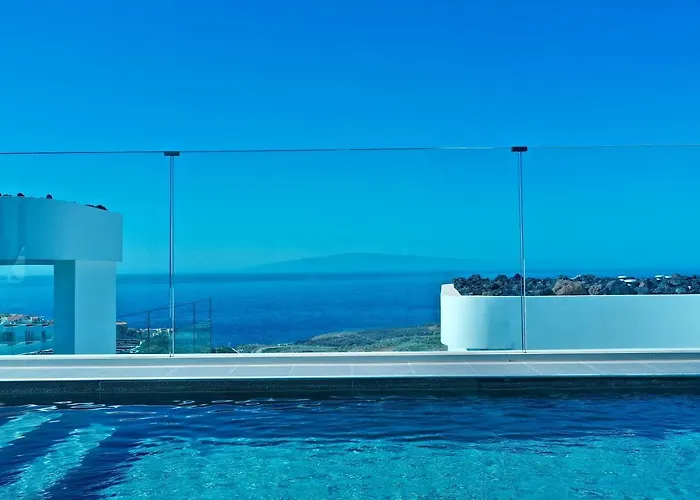 Deluxe 1&2 - Casangular By Upper * אדחה