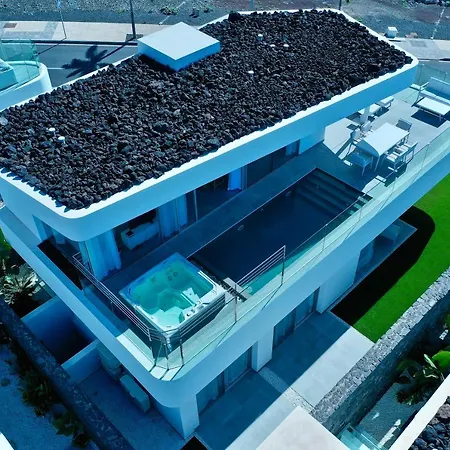 Deluxe 1&2 - Casangular By Upper *