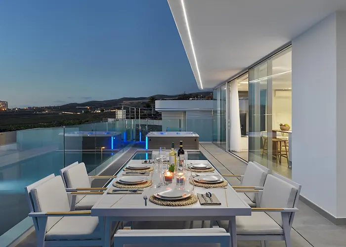 Deluxe 1&2 - Casangular By Upper *